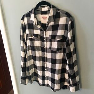 Last Chance! 🖤 Black & White Flannel w Pockets 🖤